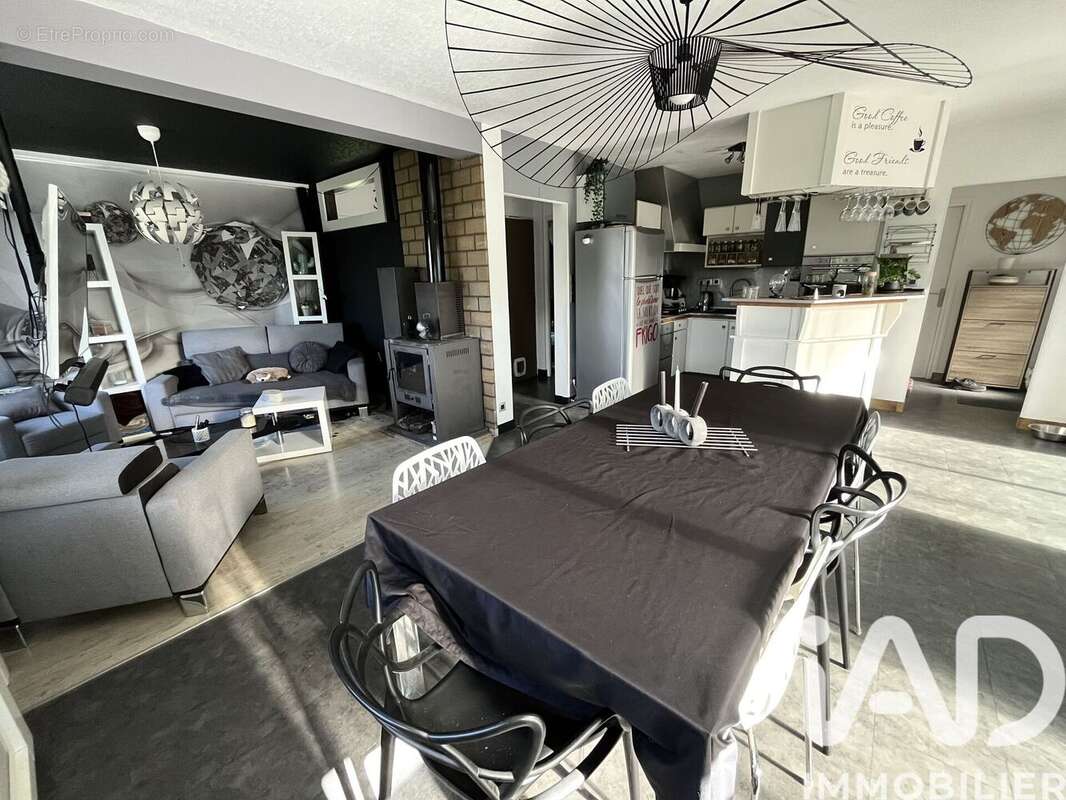 Photo 2 - Maison à LANGUIDIC