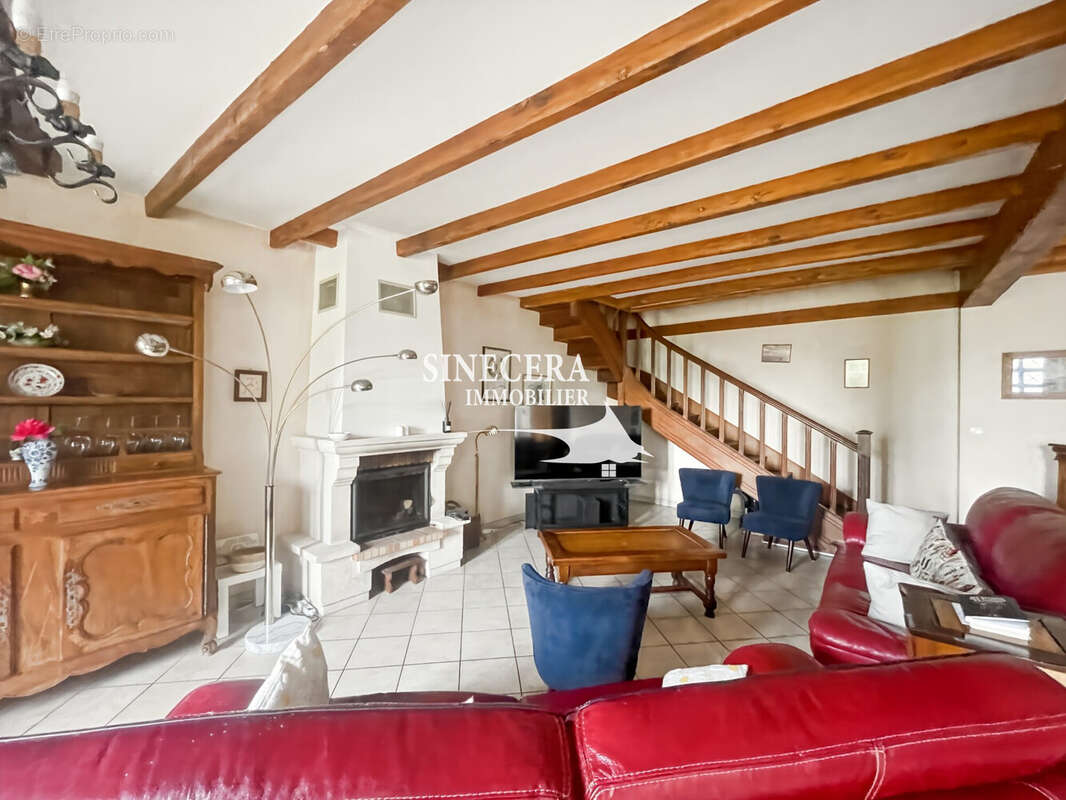Maison à SAINT-PRIVAT-DES-PRES