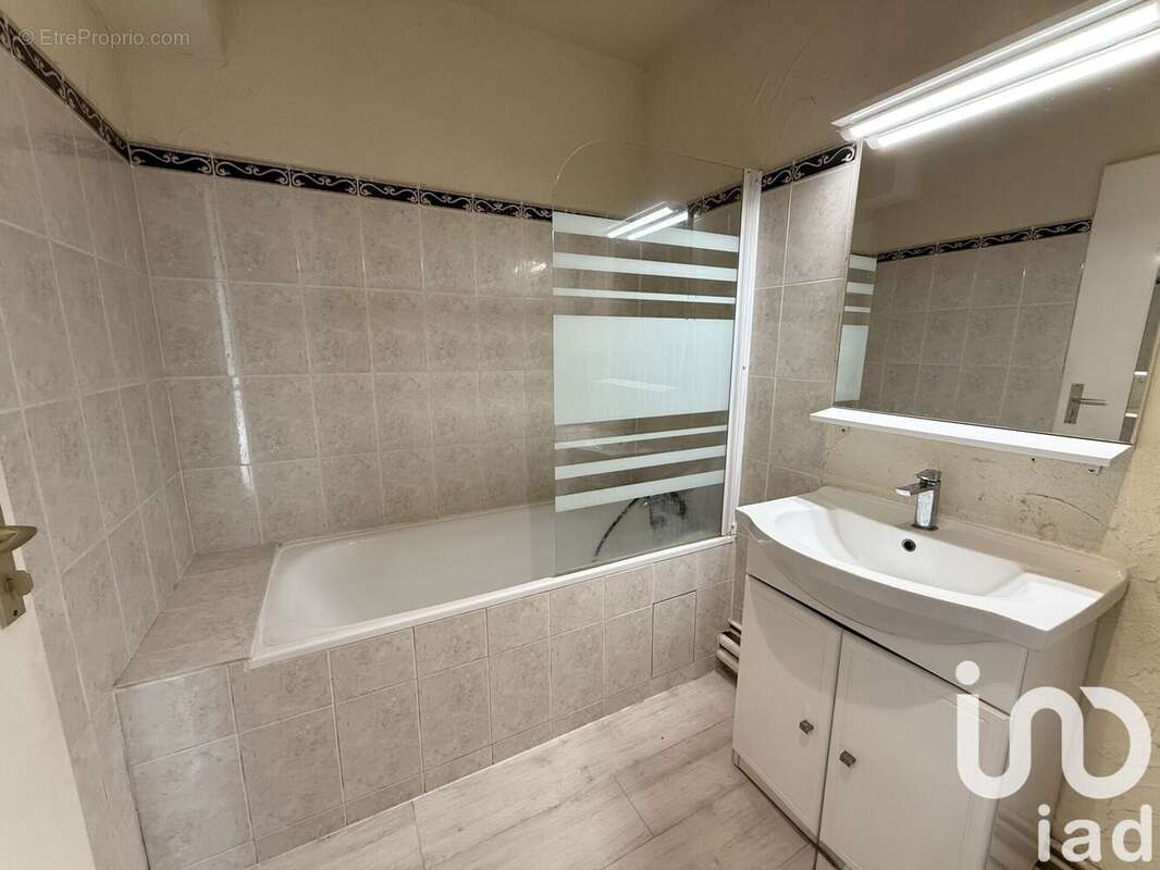 Photo 5 - Appartement à MONTIGNY-LE-BRETONNEUX