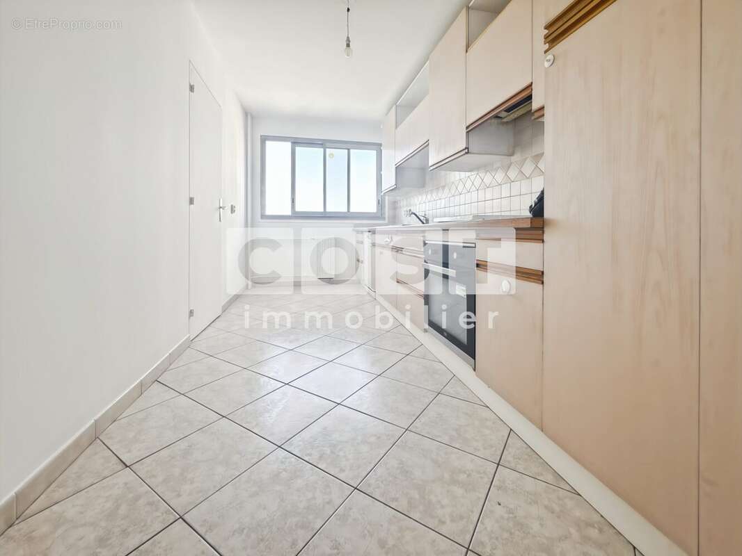 Appartement à COLOMBES