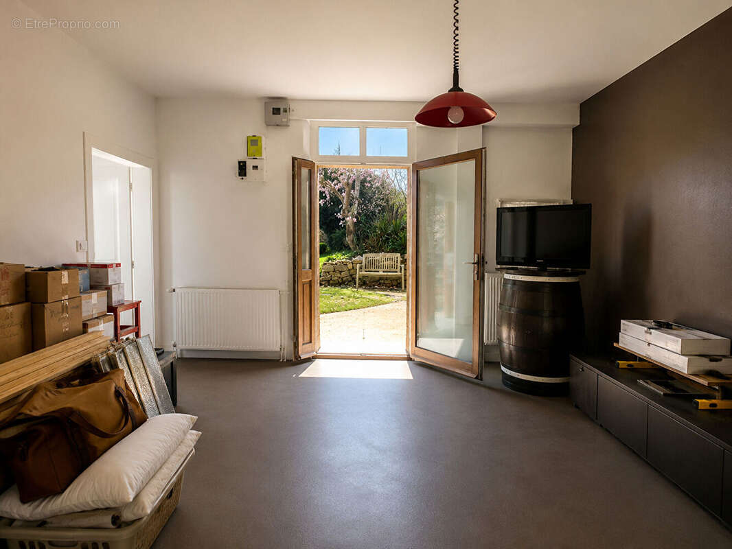 Maison à GENEUILLE