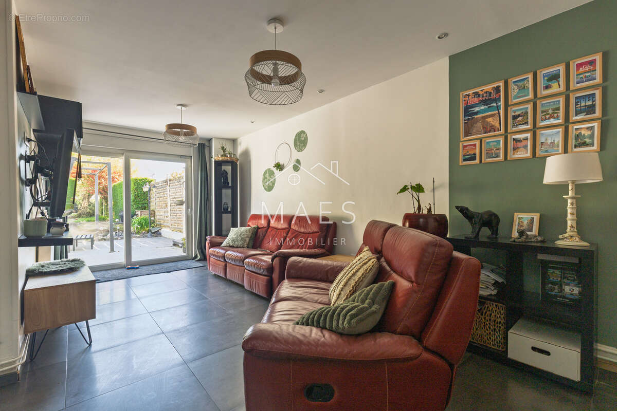 Maison à WAMBRECHIES