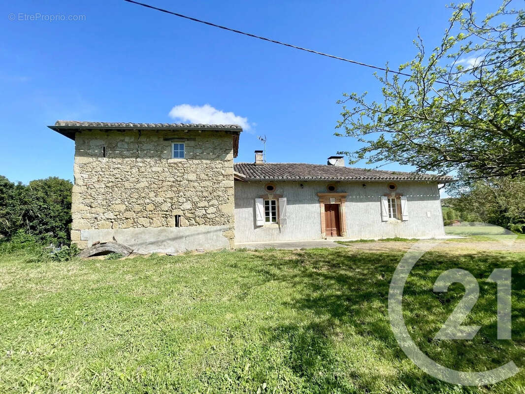 Maison 172 m² à Clermont-Saves  - photo 19