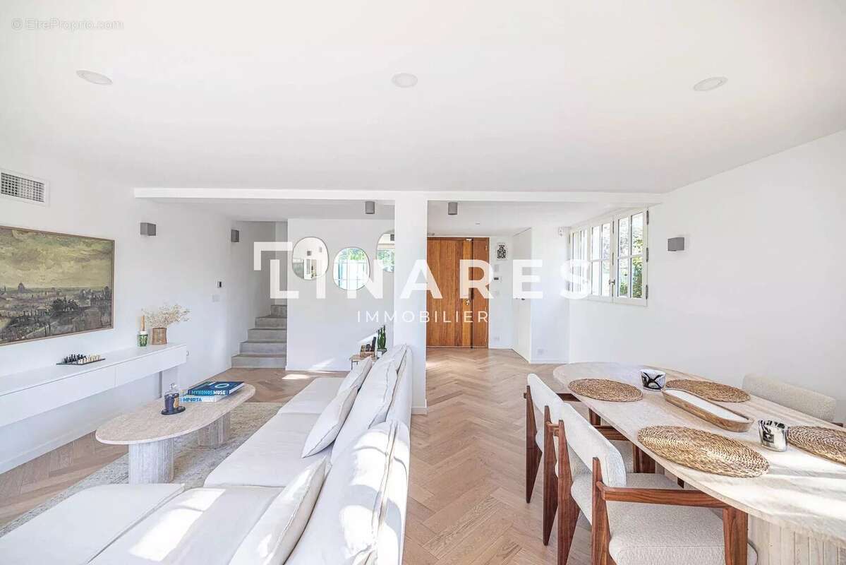 Appartement à MARSEILLE-9E