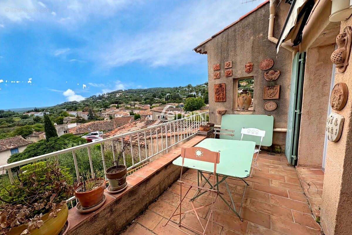 Appartement à FIGANIERES