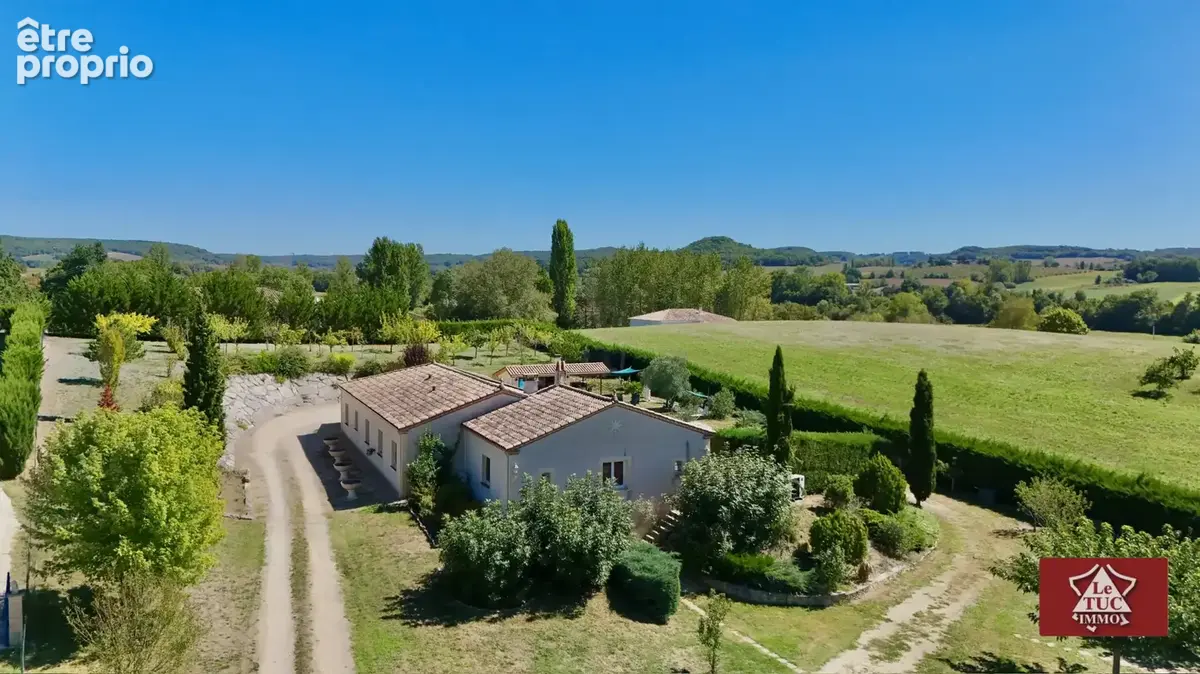 Grande maison tout confort avec pool house et piscine. - photo 4
