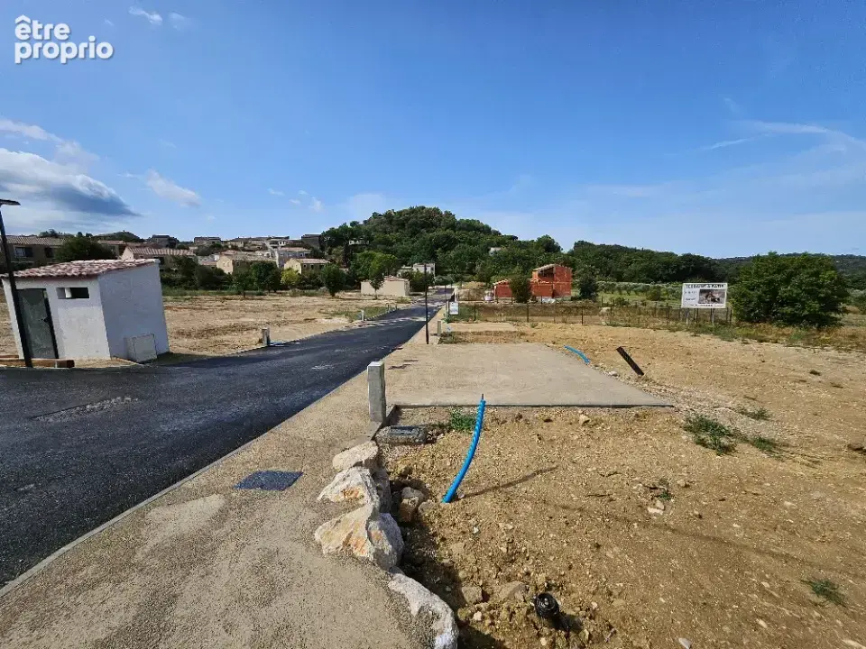 Terrain 334 m² à Rognes  - photo 4