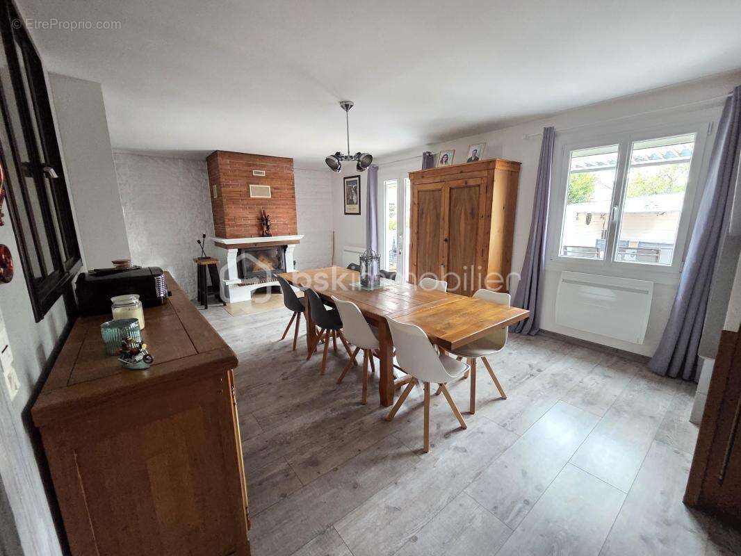 Magnifique Pavillon de plain pied de 143m² à Saint Léger le Petit - photo 5