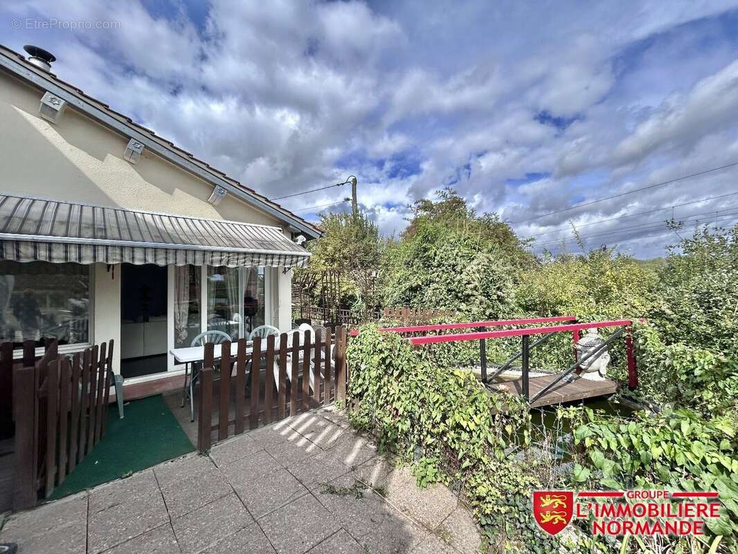 Maison à BONNIERES-SUR-SEINE