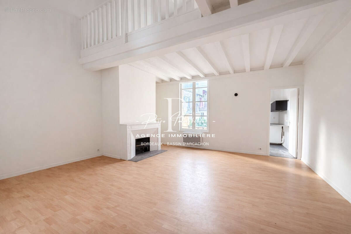 Appartement à BORDEAUX