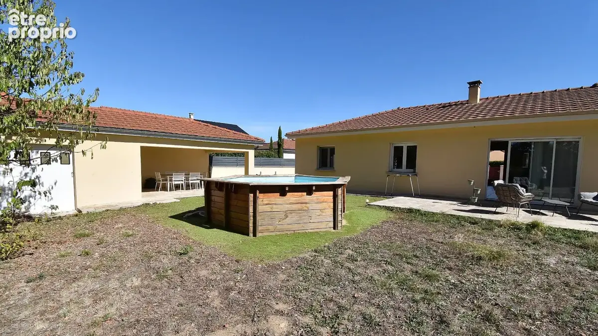 Pavillon plain-pied à vendre à Bellerive-Sur-Allier, secteur Vichy, 4 chambres et bureau. - photo 19