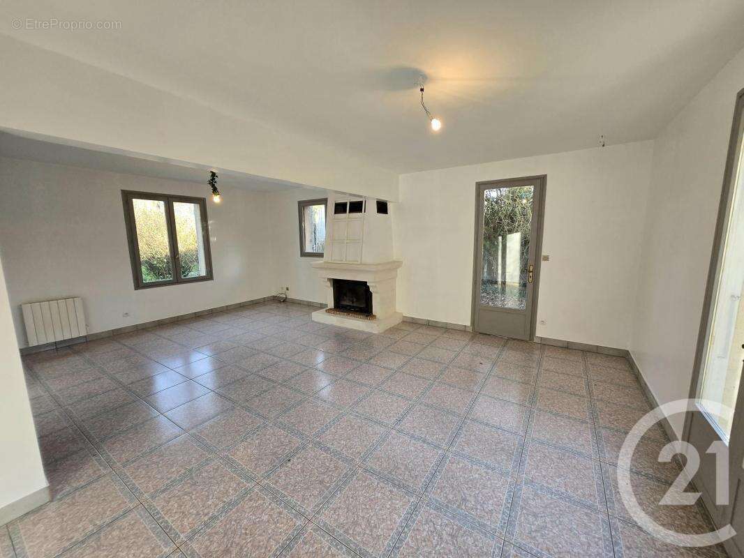 Maison à MONCHY-SAINT-ELOI