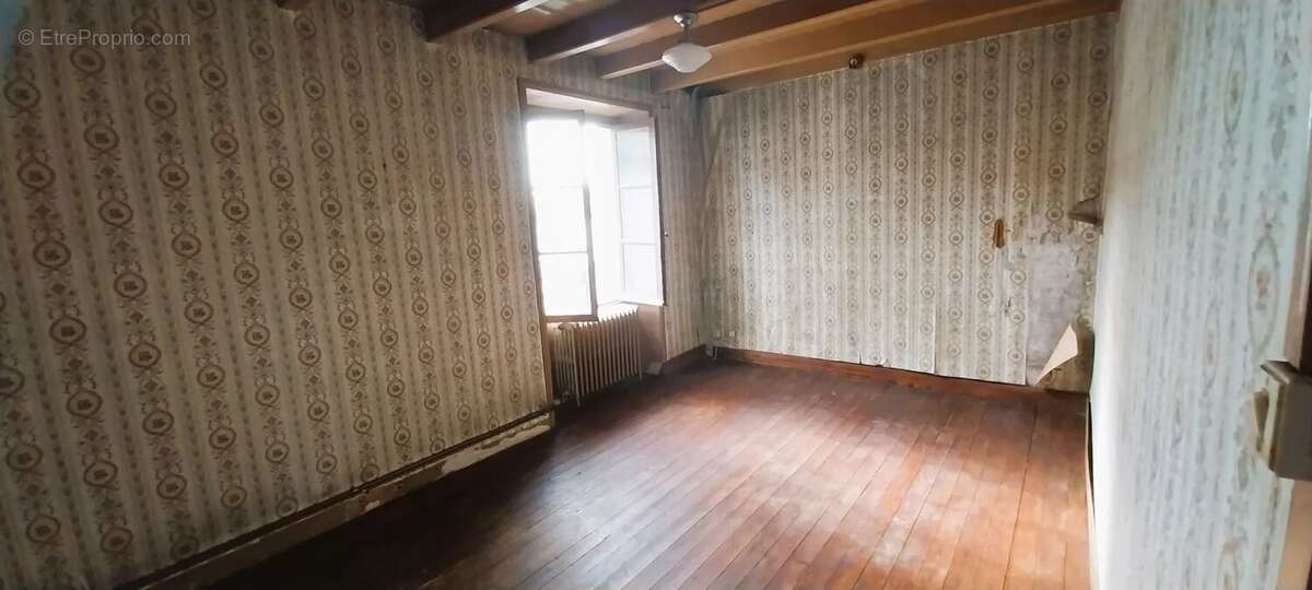 Maison à CHALANDRAY