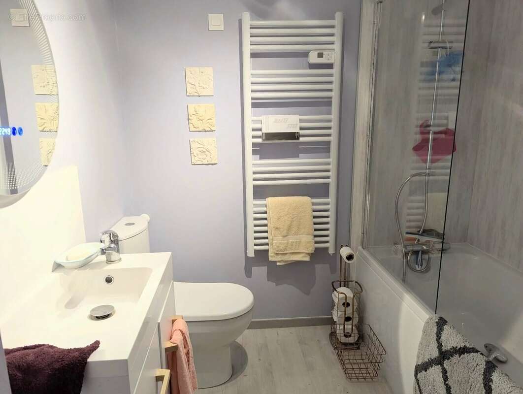 Maison à L'HERMENAULT