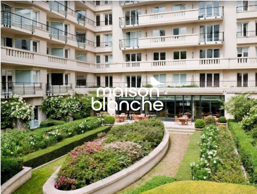 Appartement à ISSY-LES-MOULINEAUX