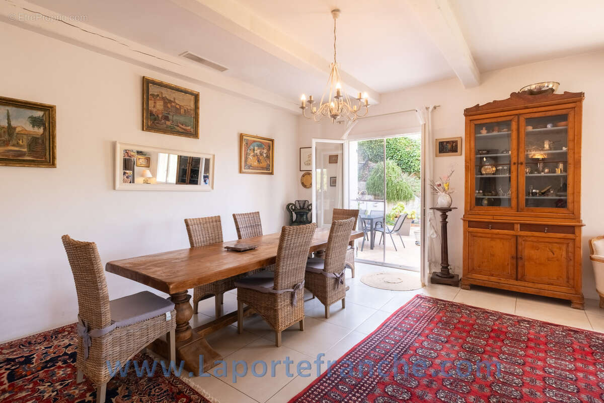 Saint-Paul de Vence Haut de Villa 140 m2, 4 pièces avec Terrasses et Jardin - photo 5
