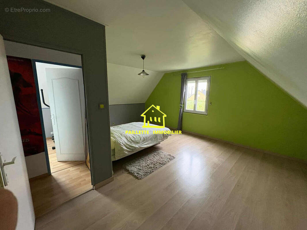 Maison à SAINT-SAUVEUR-D'EMALLEVILLE