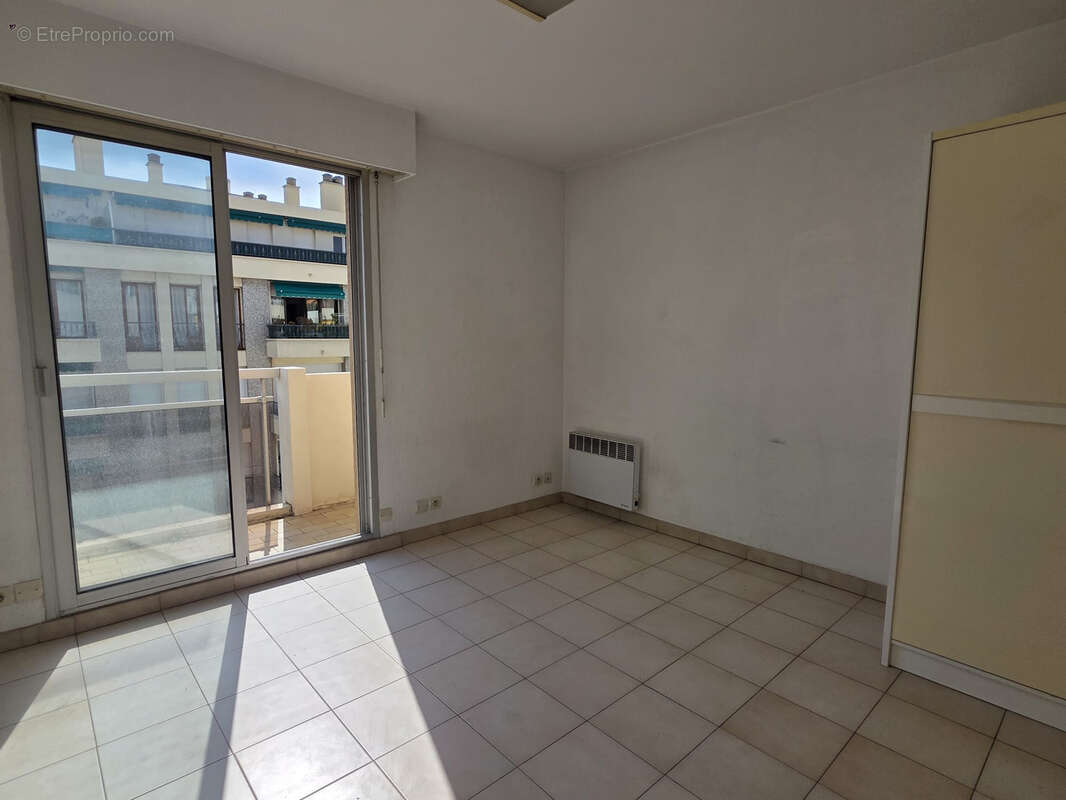 135 000 € - opportunité rare à nice   quartier libération - photo 3