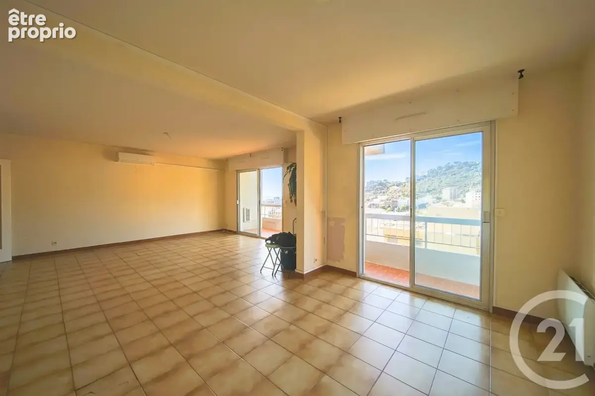 Appartement 5 pièces 107 m² à vendre à Ville-Di-Pietrabugno (20200) - photo 1
