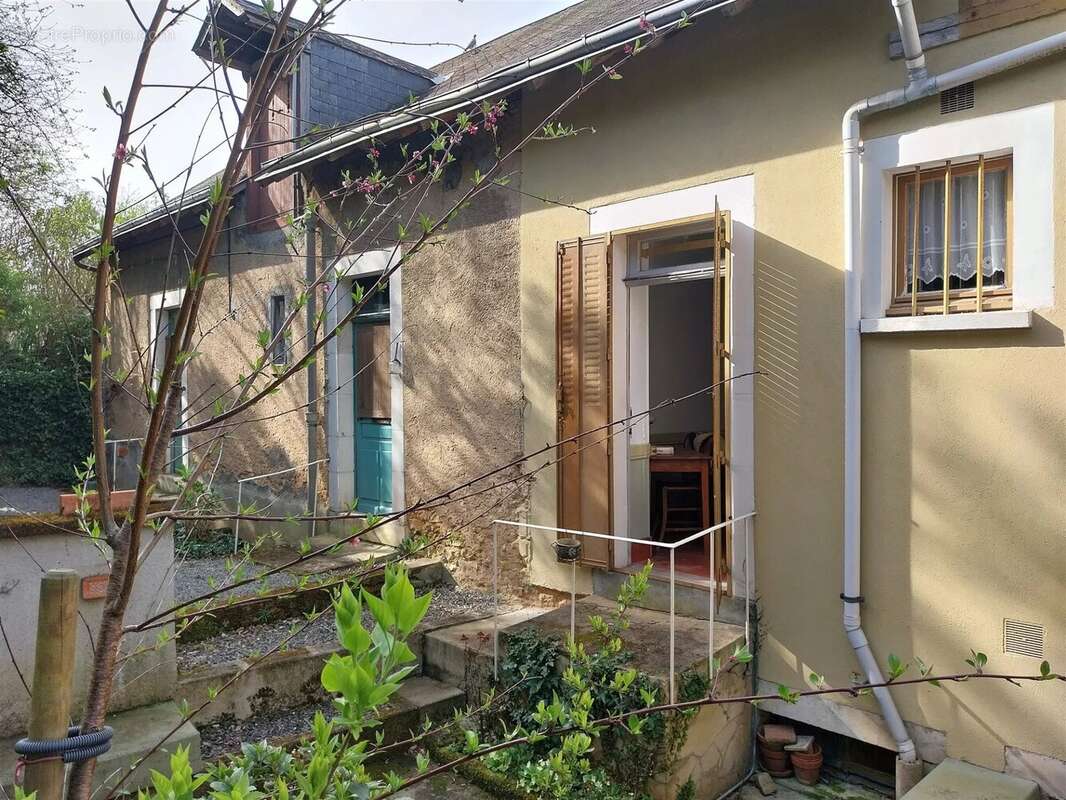 Maison à ARGENTON-SUR-CREUSE