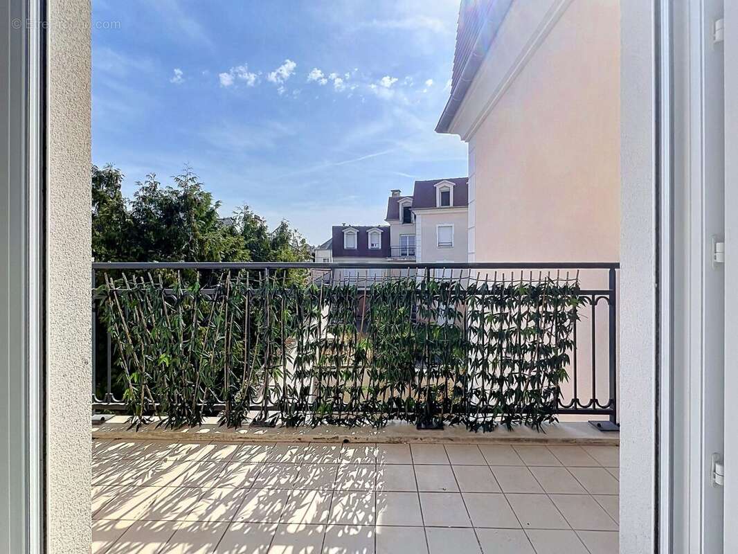 Appartement 65 m² à Chennevieres-Sur-Marne  - photo 8