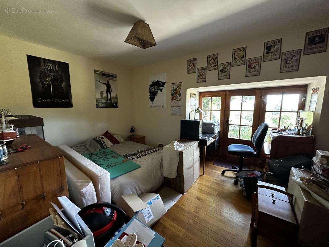 Maison à VICQ-SUR-BREUILH