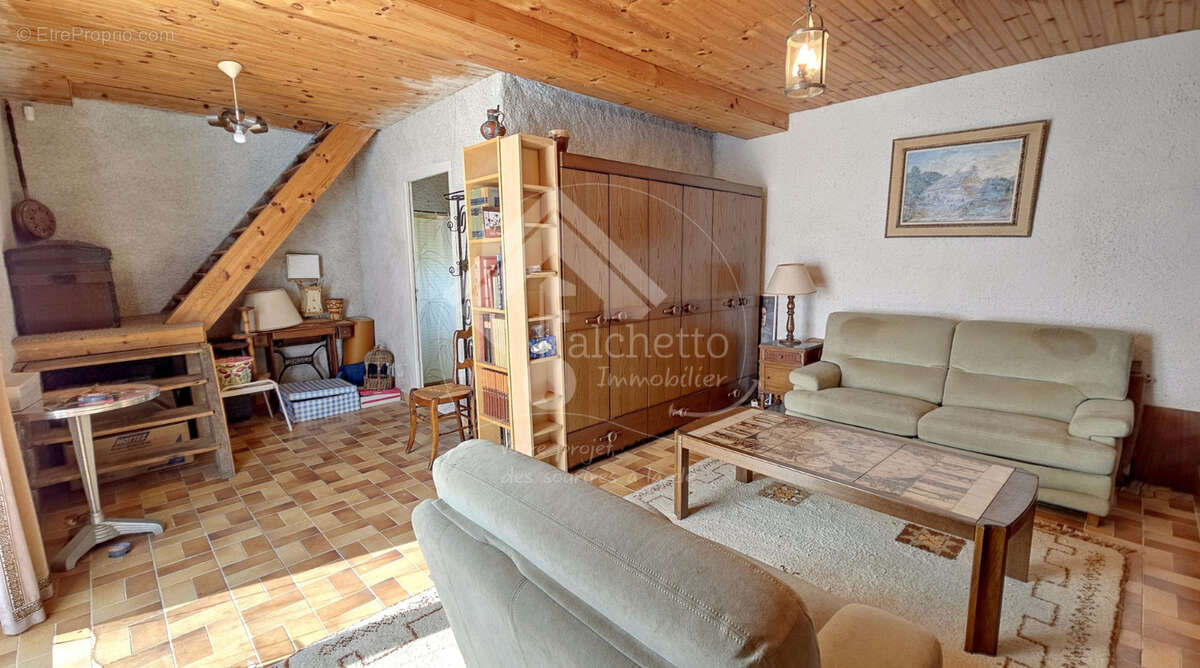 Maison à TREZELLES