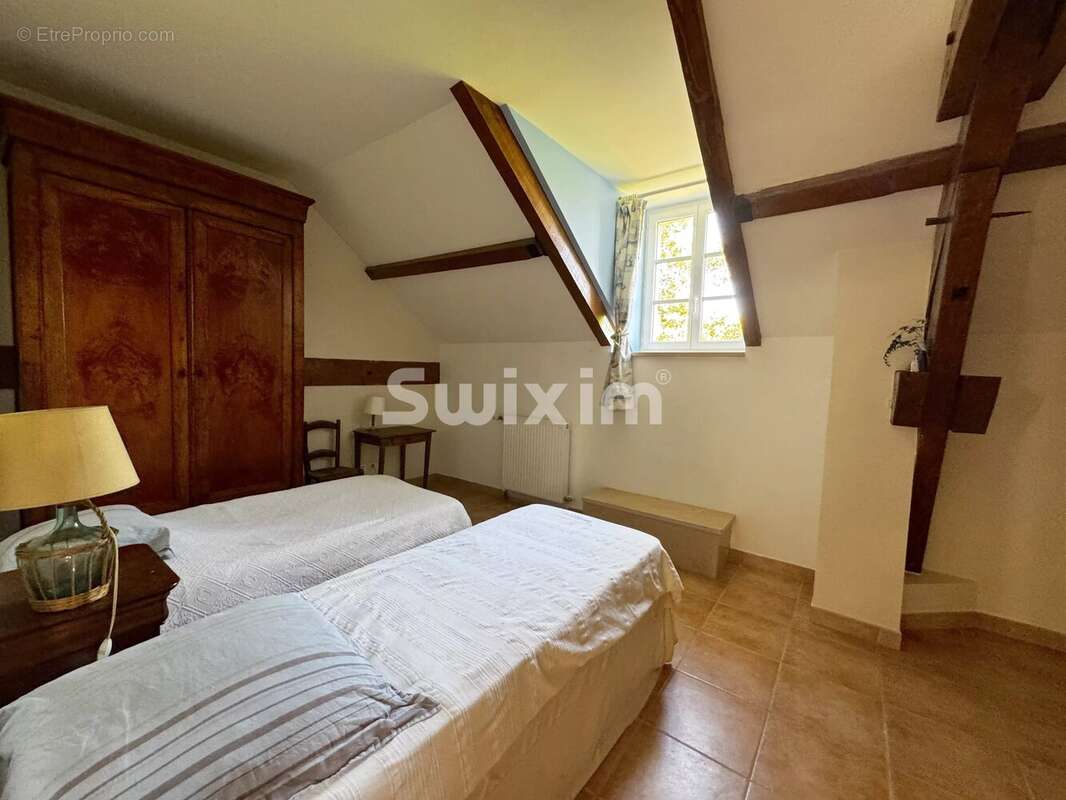 Maison à SAINT-GERMAIN-DES-CHAMPS