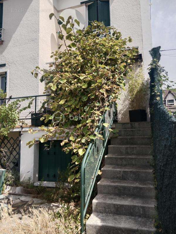 Maison à CROSNE