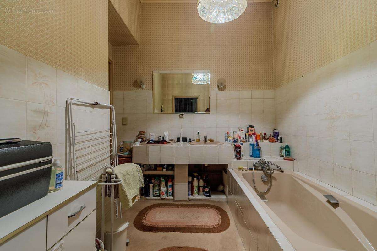 Appartement à LYON-7E