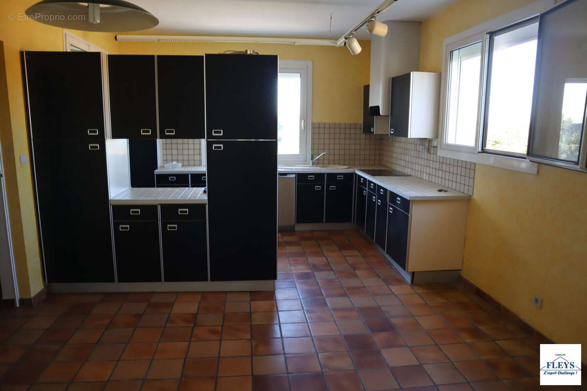 Maison à POMPIGNAN