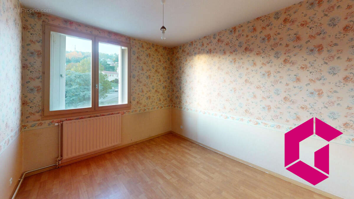 Appartement à UNIEUX