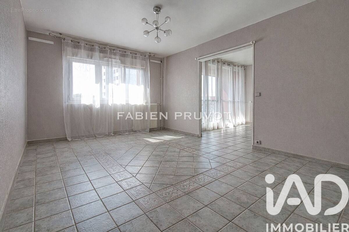 Photo 1 - Appartement à MONTIGNY-LES-CORMEILLES