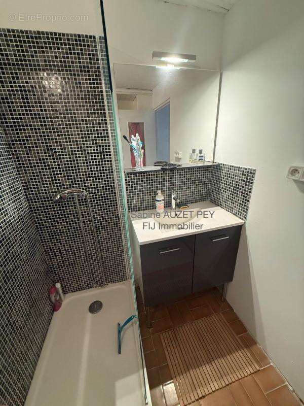 Appartement à SEYNE