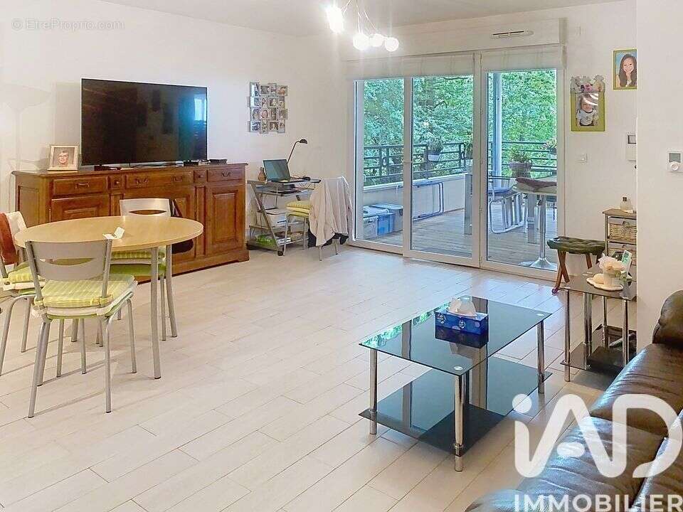 Photo 5 - Appartement à LE PLESSIS-TREVISE