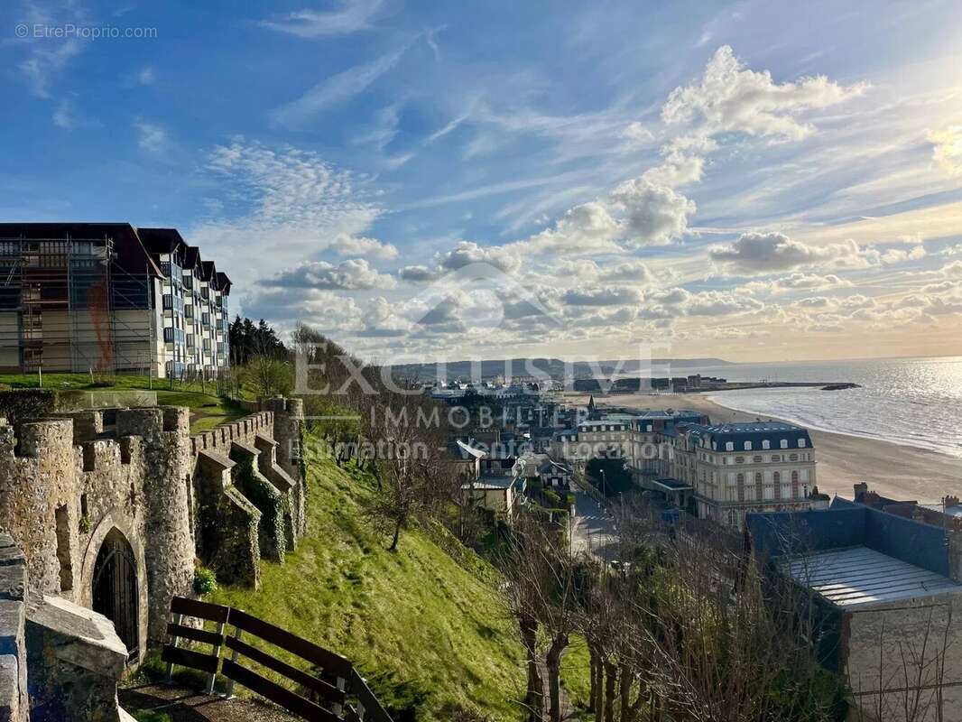 Appartement à TROUVILLE-SUR-MER