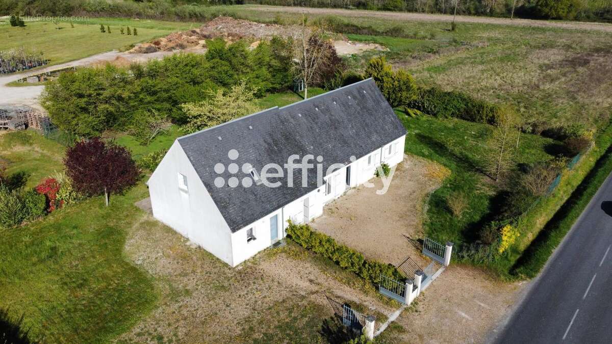 Maison à CIVRAY-DE-TOURAINE