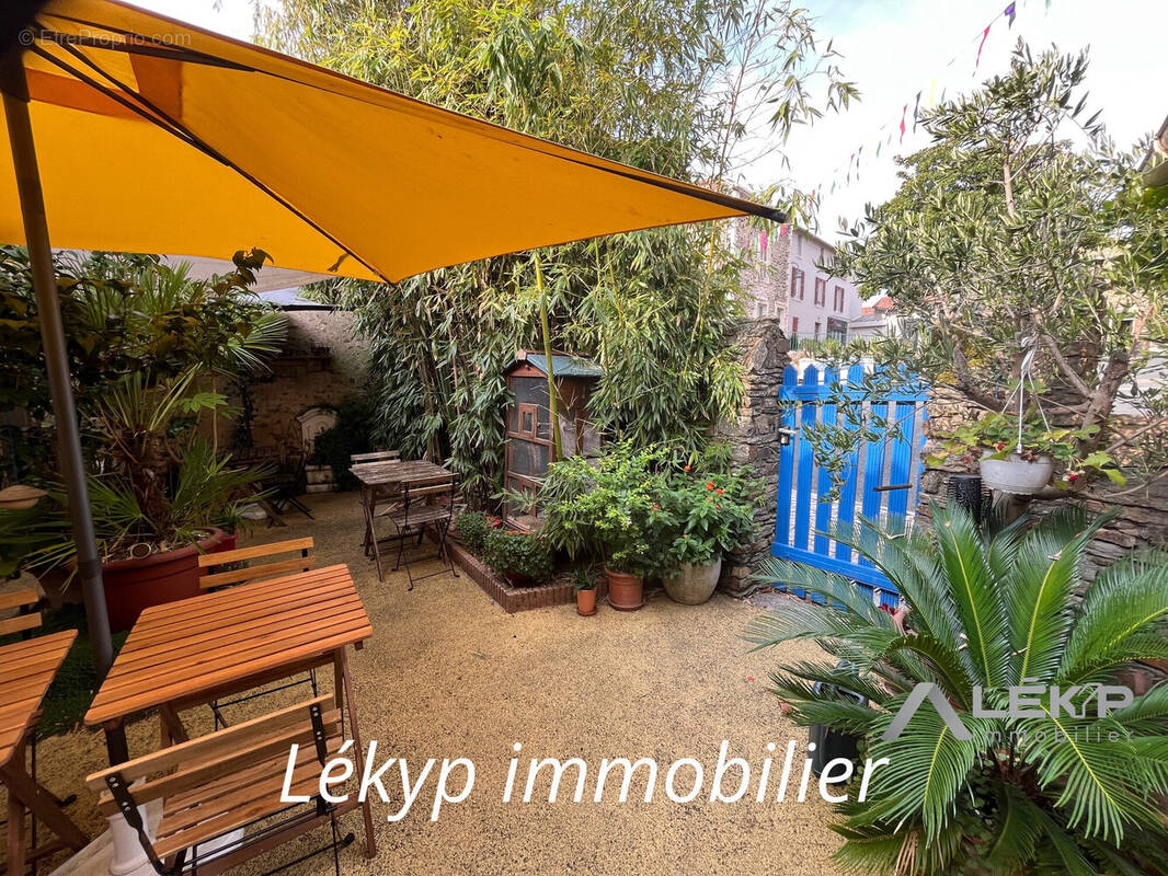 Autre à LES HERBIERS