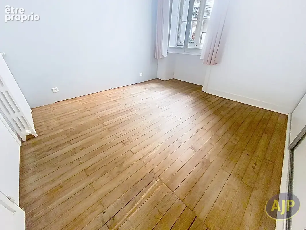 Rareté Dobrée/Sanitat : Esprit petite maison en Hyper Centre - photo 16