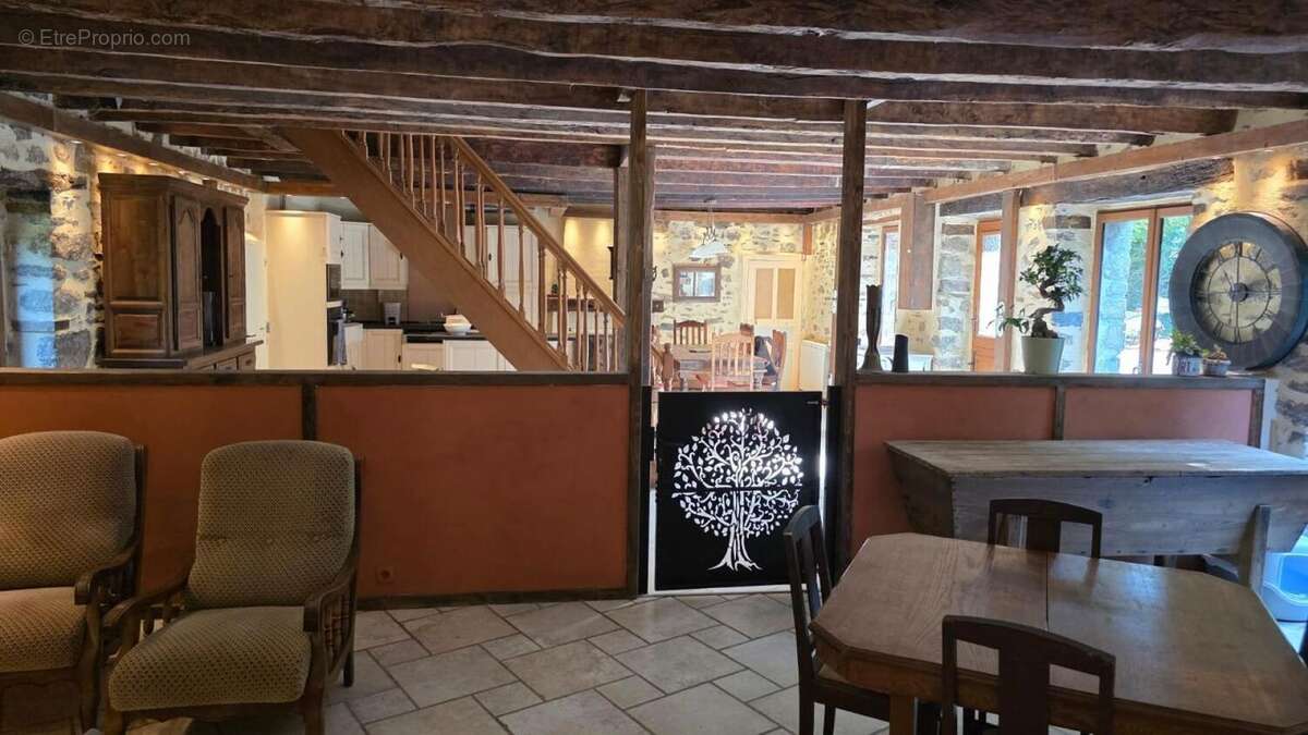 Maison 195 m² à Mont-Dol  - photo 4