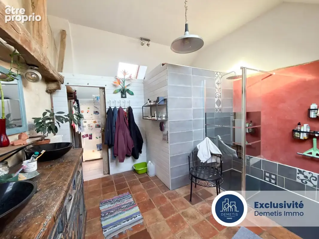 Maison de caractère avec jardin et dépendances - photo 5