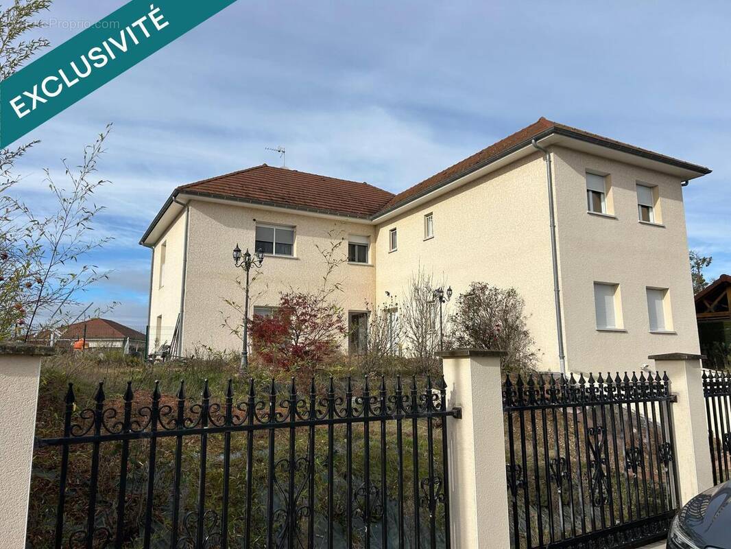 Photo 1 - Maison à CHARMEIL