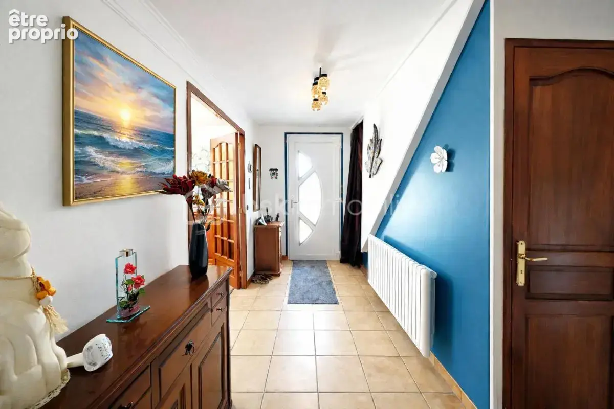 Maison familiale de 120,78 m² habitable sur sous sol de 81 m² edifier sur terrain clos de 1280 m² - photo 5