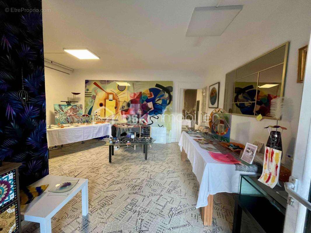 Commerce à SAINT-ETIENNE