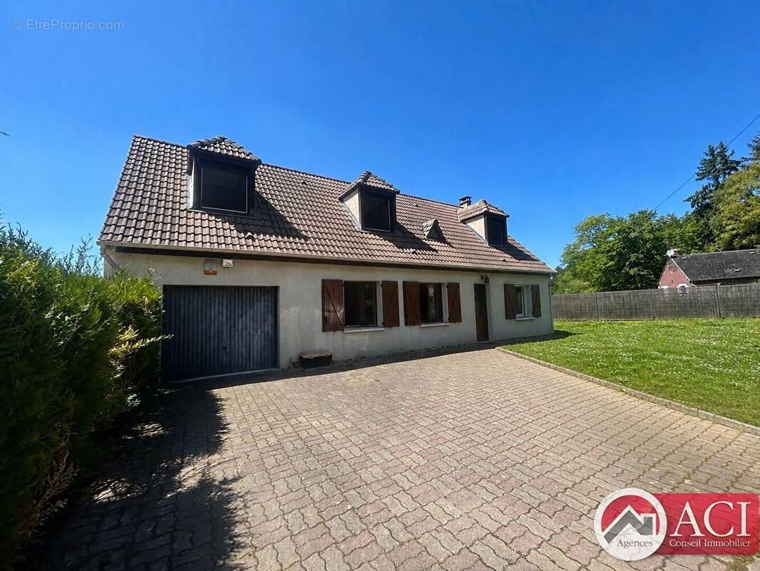 Maison à BORNEL