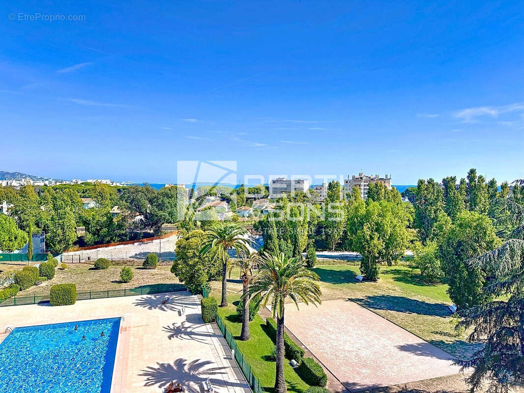 Appartement à MANDELIEU-LA-NAPOULE