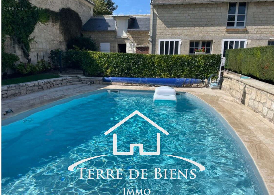 Propriété de caractère avec vue dégagée, jardin paysager et piscine - photo 29