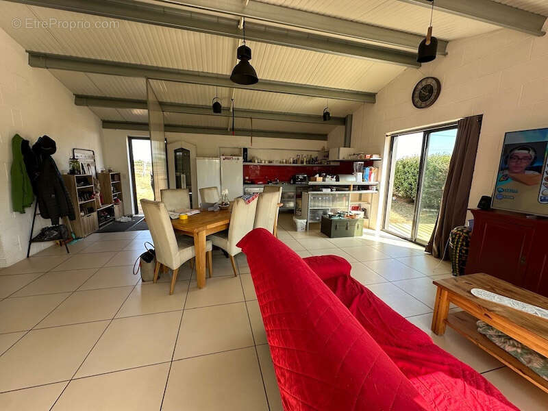 Maison à SAINT-MARTIN-DE-RIBERAC