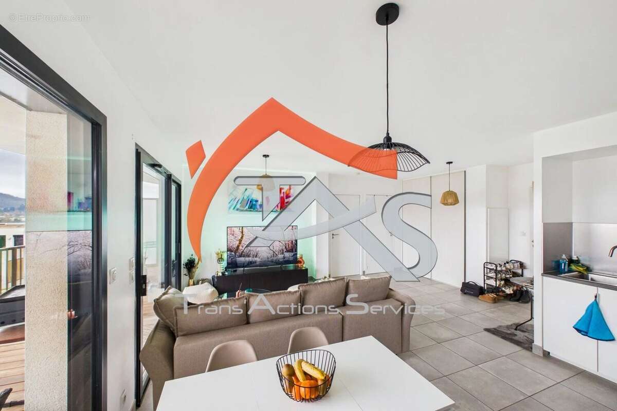 Appartement à LA TALAUDIERE