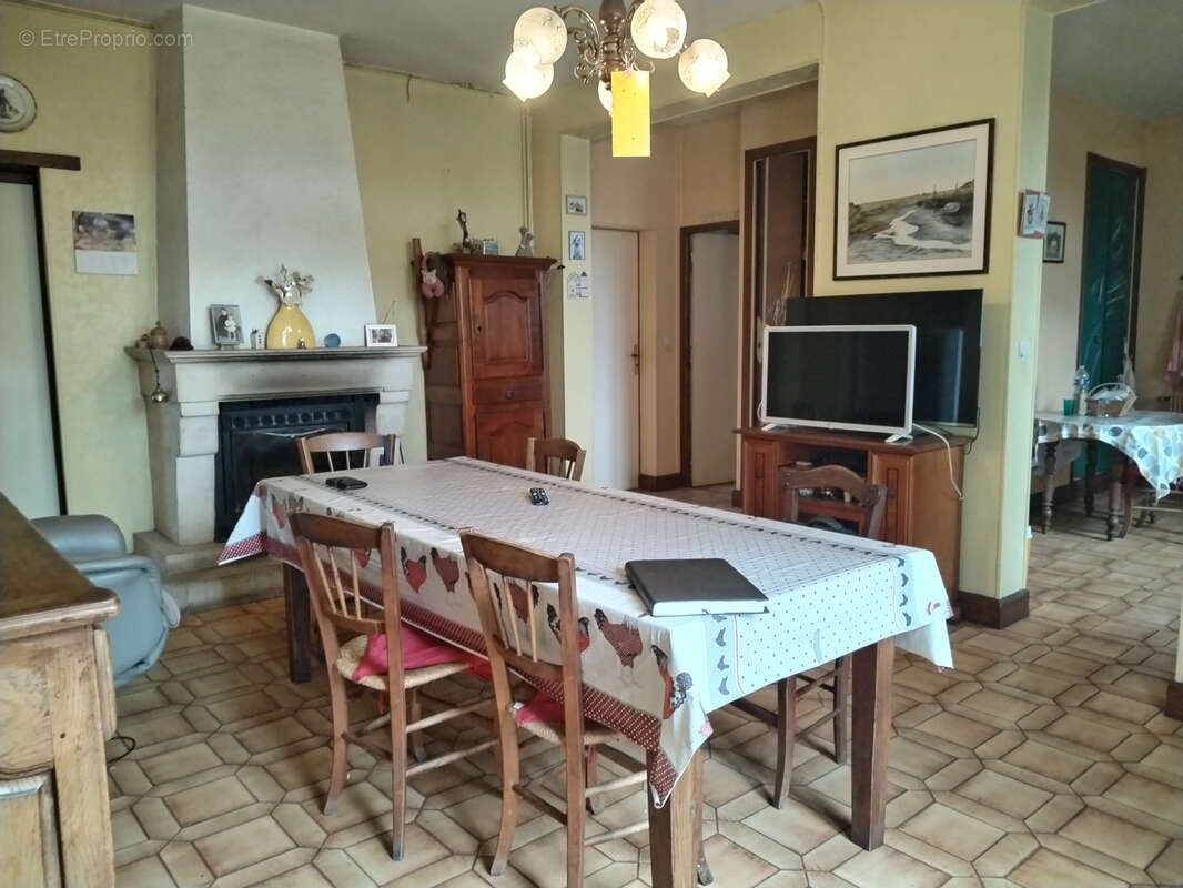 Maison à VILLEFRANCHE-DE-LONCHAT